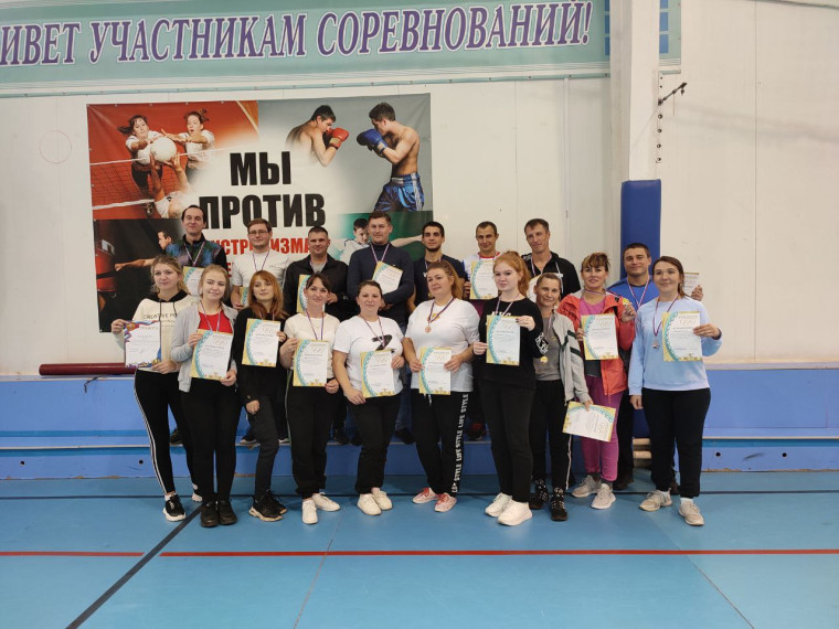 25 октября на базе МКУ "Вейделевский ФОК" прошел Фестиваль ВФСК ГТО VI-VII ступени (18-39 лет). 25 октября на базе МКУ "Вейделевский ФОК" прошел Фестиваль ВФСК ГТО VI-VII ступени (18-39 лет).